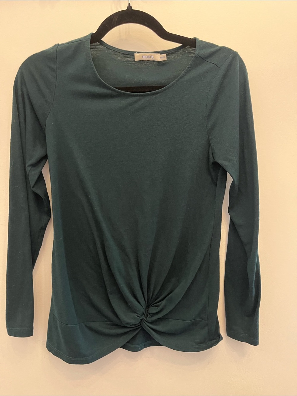 Ricki's Green Knot-Front Long Sleeve Tee